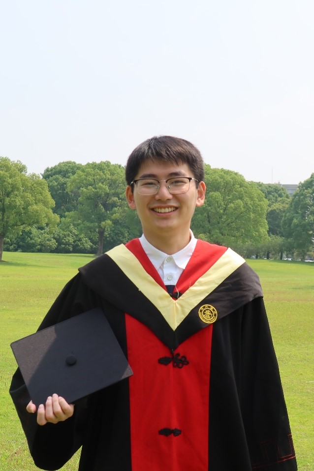 1692696353745905.jpg 1692696353745905.jpg