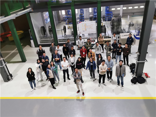 1603264197812399.png 图片5:合影.png