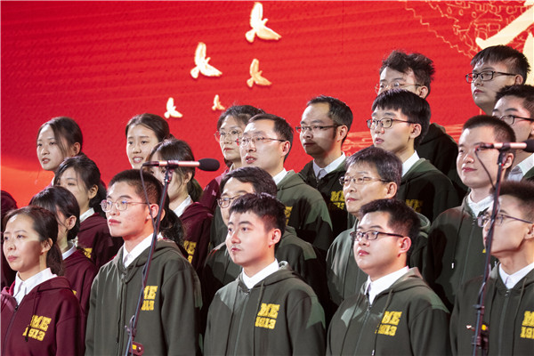 1607675315145835.jpg 图8 现场表演照片.jpg