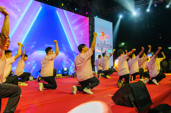 1624866802608294.jpg 图6 YES OK舞蹈表演.jpg