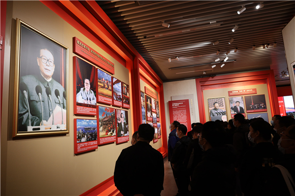 1639365300198171.jpg 参观4.jpg