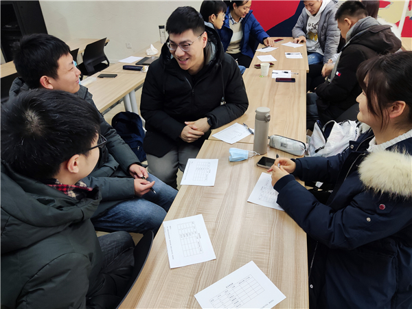 1640777921557280.jpg 图5 党员个人述职.jpg