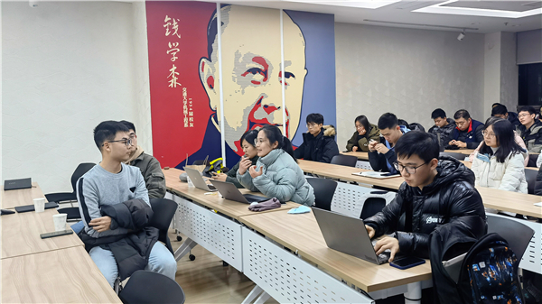 1642672414815801.jpg 图片3-提问交流现场.jpg