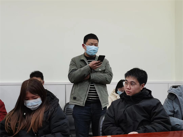 1677834762753704.jpg 图3 王杰同志汇报学习情况.jpg