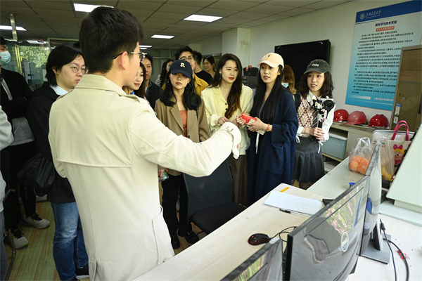 1682228394722985.jpg 图一.jpg