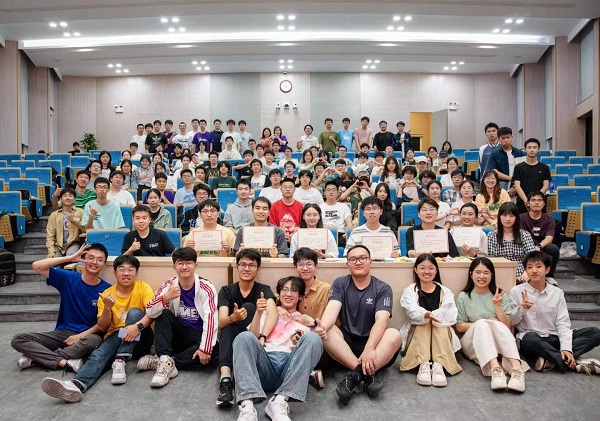 1716693489496028.jpg 图8全体合影1.jpg